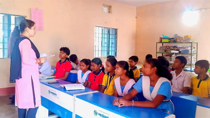 ଛାତ୍ରଛାତ୍ରୀଙ୍କୁ ଉପକୃତ କରୁଛି ବେଦାନ୍ତର ପ୍ରକଳ୍ପ ବିଦ୍ୟା