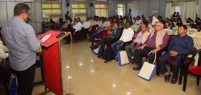 ଗଣମାଧ୍ୟମର ଭୂମିକା ଉପରେ ଆଲୋକପାତ