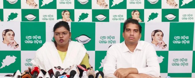 କୁଳପତି ନିଯୁକ୍ତ ନକଲେ ଆନ୍ଦୋଳନ