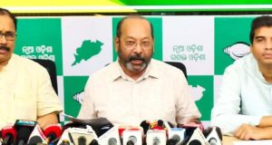 ବିପଦରେ ସାମ୍ବାଦିକ ଓ ସାମ୍ବାଦିକତା