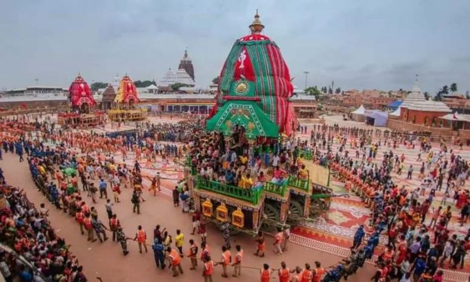 କର୍ଡନ ଭିତରେ ମାଳ ମାଳ ପାସଧାରୀ