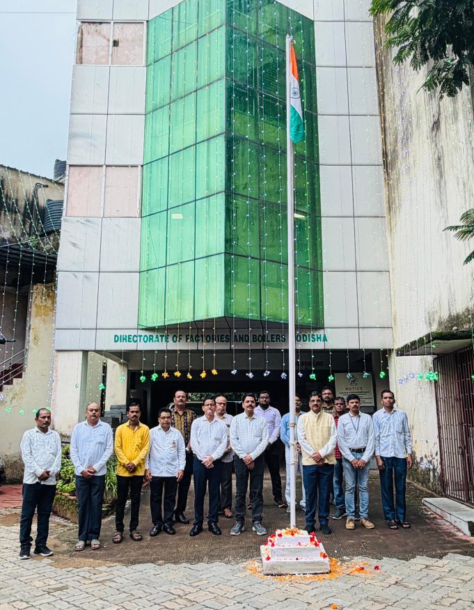 Tricolor Rises High At Directorate of Factories & Boilers