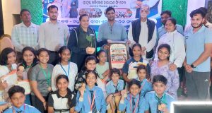 Singh Deo Honors Champions