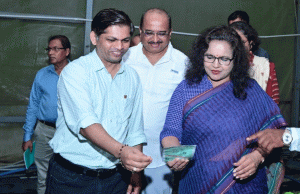 CS Visits Deras Park