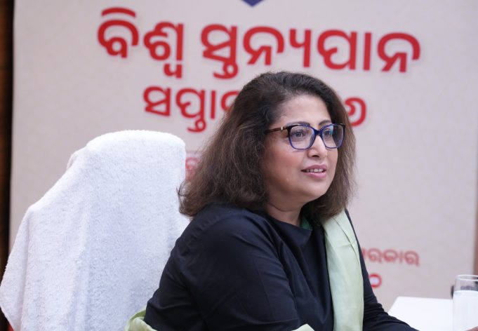 Dr. Darswal Leads Breastfeeding Day