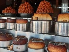ଚଢଉ ସୂଚନା ପାଇ ମିଠା ଦୋକାନୀ ଫେରାର