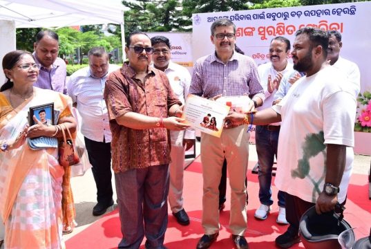 ଅମାନିଆ ଗାଡ଼ି ଚାଳକଙ୍କୁ ନିଆରା ସମ୍ମାନ