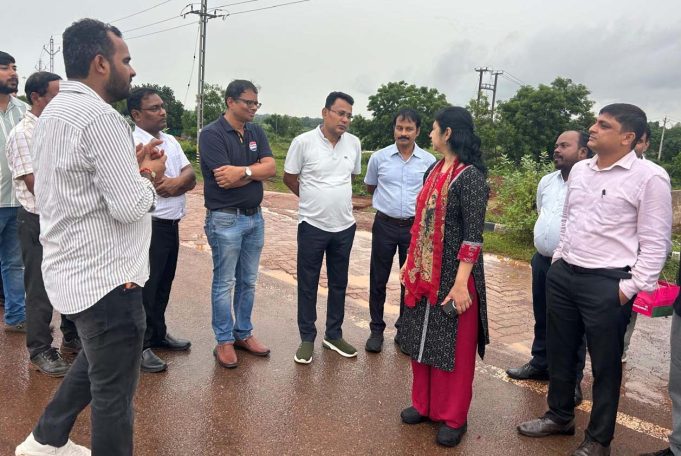 କାଳିବେଟି ଏବଂ ମୁଦାମ୍ବା ଶିଳ୍ପାଞ୍ଚଳ କାର୍ଯ୍ୟର ସମୀକ୍ଷା